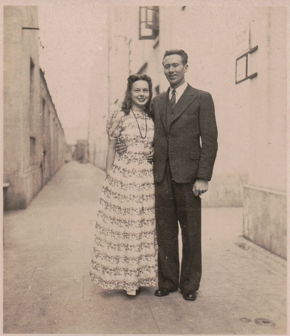 Ian and Ursula Kemp at a dinner gathering